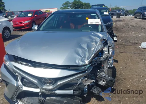 2020 Toyota Camry Xse V6 из США, поврежденный, VIN 4T1KZ1AK2LU033952